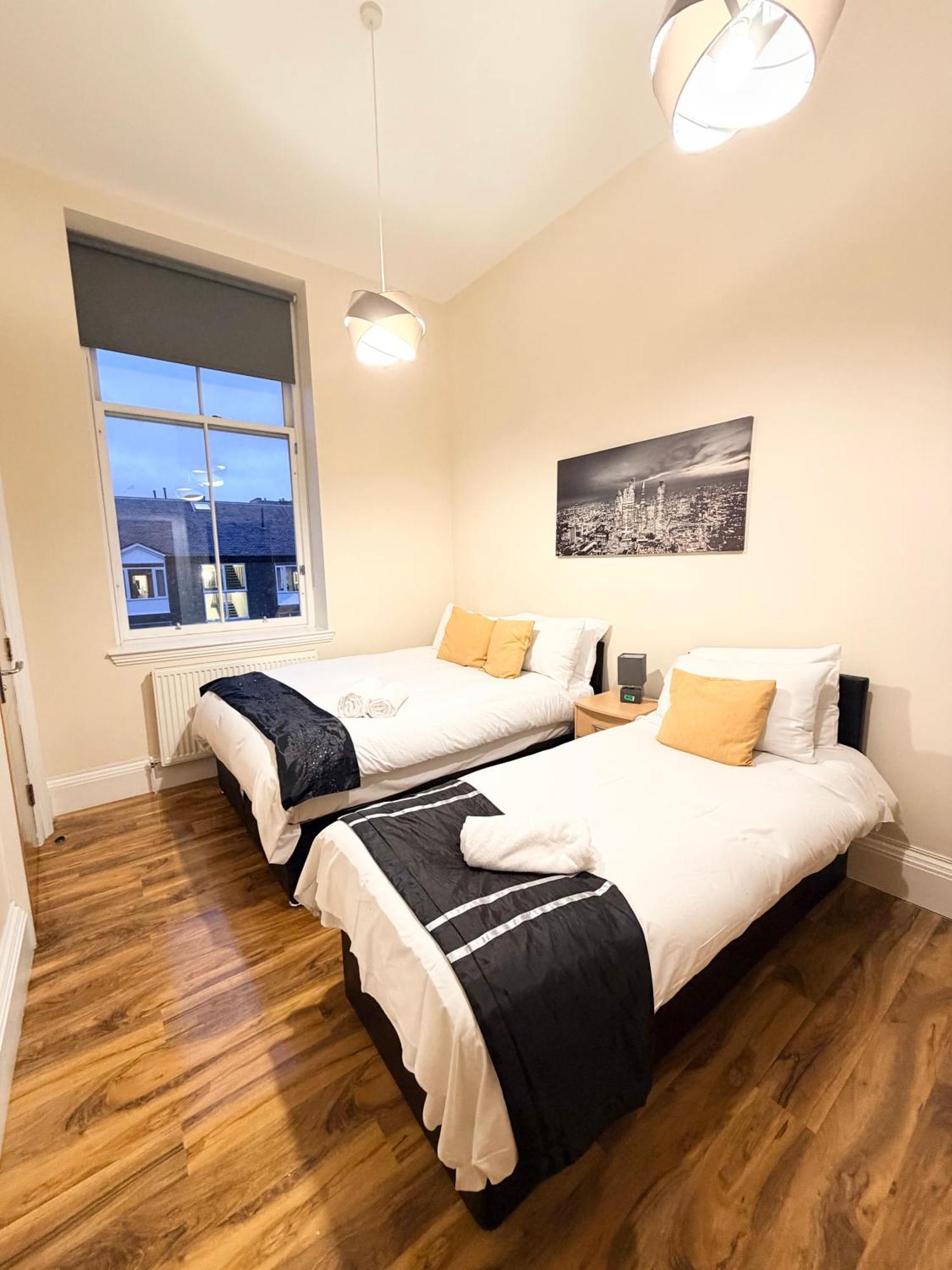New 2 Bed Apartment With Stunning Views Of Arthur Seat Mountain — Photos 1